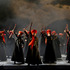 「マクベス」Chorus of Witches in Verdi’s Macbeth （c）ROHClive Barda 2011