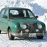 オールドタイプの車も登場
