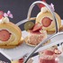 ＜フロマージュ・フレーズ＞（画像右）＜いちごのロールケーキ＞（画像左）