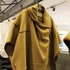ケープ（09AW、ハンナ・マクギボン）