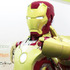 「cinemacafe.net」編集部を訪問したアイアンマン -(C) 2013 MVLFFLLC. TM ＆ (C) 2013 Marvel. All Rights Reserved.