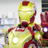 「cinemacafe.net」編集部を訪問したアイアンマン -(C) 2013 MVLFFLLC. TM ＆ (C) 2013 Marvel. All Rights Reserved.