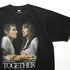 『トゥギャザー』公式グッズTOGETHER PHOTO TシャツA© 2025 Project Foxtrot, LLC