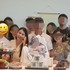 “大家族スケール”がすごい！ナム・ボラ、息子の100日祝いに約20人集合