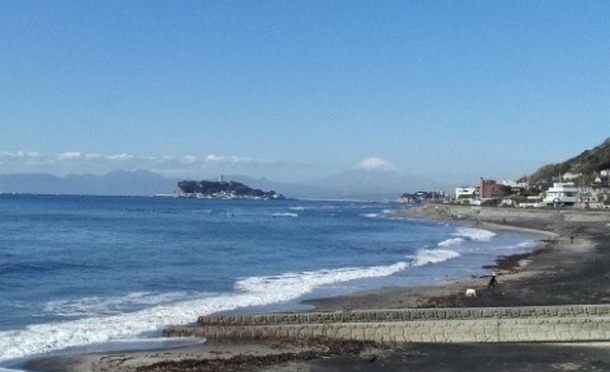 これが本当の鎌倉の海岸線