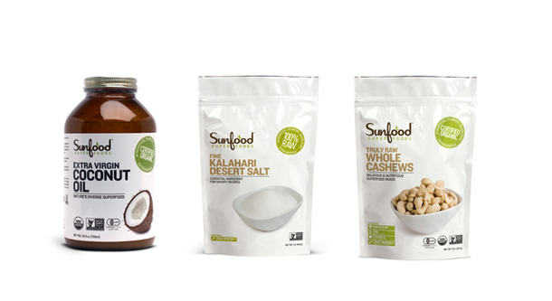 「サンフード（Sunfood）」。から、7月23日（水）、新たに「オーガニック エキストラバージン ココナッツオイル」と「カラハリデザート ソルト」「オーガニック ローカシューナッツ」の3アイテムが加わり全国一斉発売される。