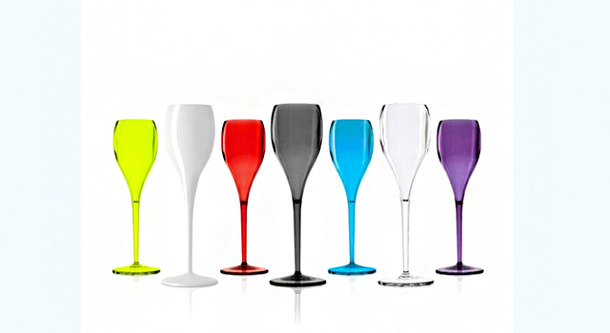 イタレッセのポリクリスタル製「Beach（ビーチ）」ラインに新色となるホワイトが登場。