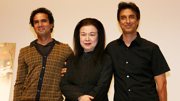 『落下の王国』プレミア試写会（左から）ターセム監督、石岡瑛子、ニコ・ソウルタナキス