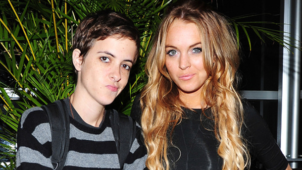 どこへ行くにもラブラブなリンジー・ローハンとサマンサ・ロンソン　-(C) AFLO