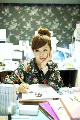 カメオ出演を果たしている原作者・東村アキコ／『海月姫』-(C) 2014映画『海月姫』製作委員会　 -(C) 東村アキコ／講談社