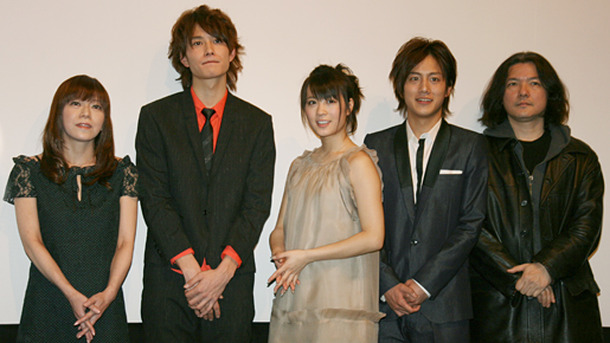 『ハルフウェイ』初日舞台挨拶にて（左から）北川監督、岡田将生、北乃きい、溝端淳平、岩井プロデューサー