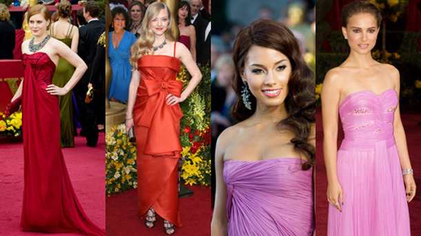 レッドカーペットに登場した（左から）エイミー・アダムズ、アマンダ・セイフライド、アリシア・キーズ、ナタリー・ポートマン　-(C) Bryan Crowe /(C)  Jon Didier /(C) AFLO /(C) A.M.P.A.S. 