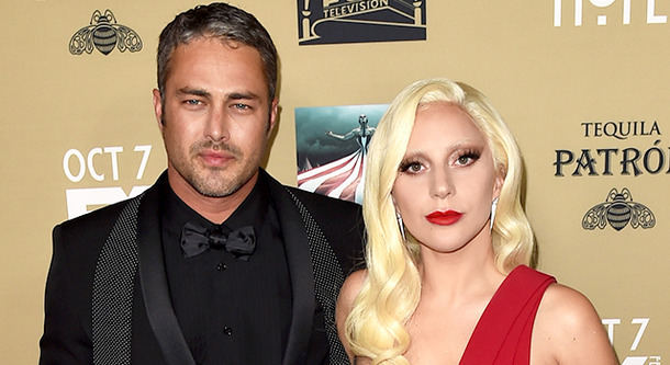 レディー・ガガ＆テイラー・キニー-(C)Getty Images