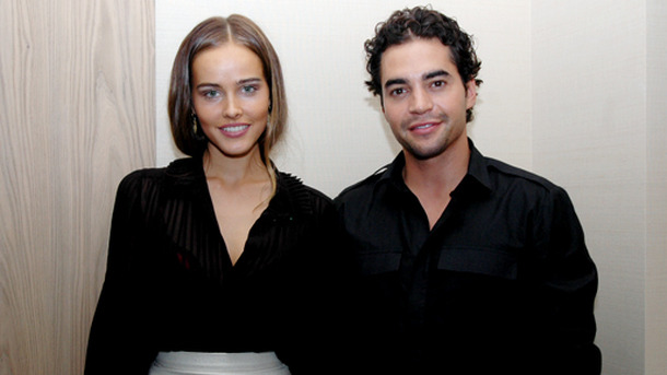 『トランスフォーマー／リベンジ』　イザベル・ルーカス＆ラモン・ロドリゲス