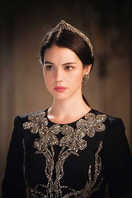 特別映像 メイクへのこだわりに男性キャストも驚愕 Reign クイーン メアリー Cinemacafe Net