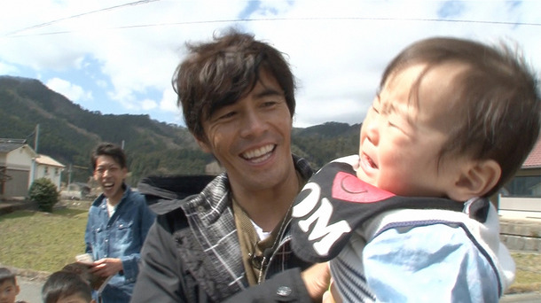 伊藤英明が ダーツ旅 で岡山県の村へ 1億人の大質問 笑ってコラえて Cinemacafe Net