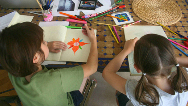 『ユキとニナ』　