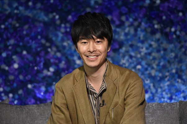 長谷川博己が想い出の地バルセロナで奇跡の再会 アナザースカイ Cinemacafe Net