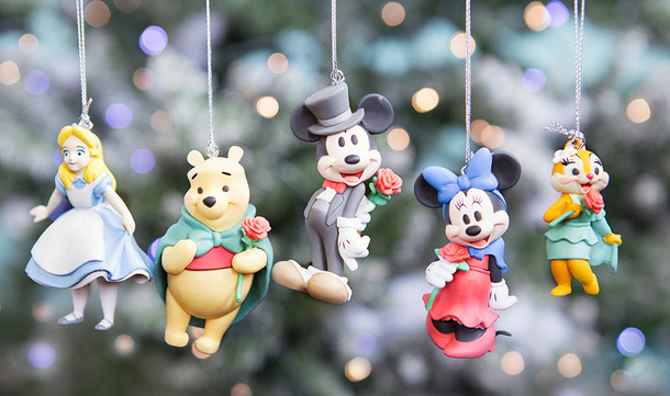 ディズニーキャラがクリスマスを彩る 美女と野獣 も新登場 Cinemacafe Net