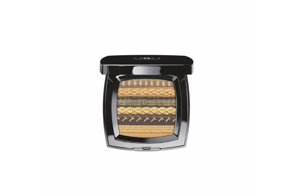 オンブル ラメ ドゥ シャネル（1万2,000円）