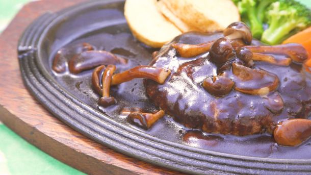 森のレストラン「日比谷松本楼」100年の歴史が育んだ洋食ランチ3選