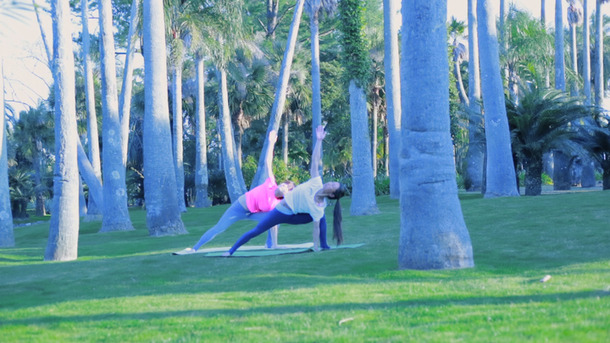 ヨガもSUPもパワスポも！ 青島ビーチで、自然の恵みを体験