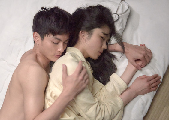 草刈民代／『月と雷』（C）角田光代／中央公論新社　（C）２０１７「月と雷」製作委員会