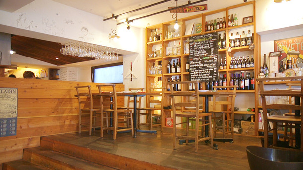 新鮮な霧島鶏を使った料理にお酒が進む！ カジュアルイタリアン「ALA」