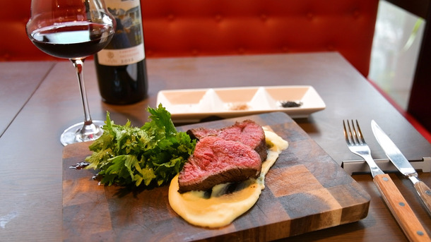 チーズの海に溺れたい…！隠れ家イタリアンの絶品チーズ料理