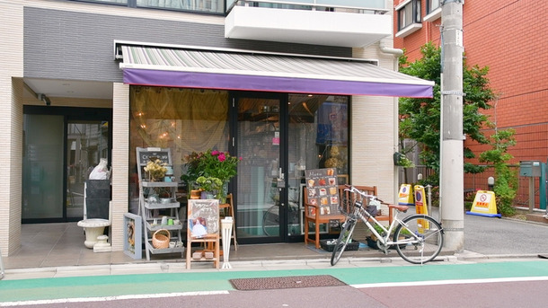 乙女の天国！ 中目黒の”お花カフェ”は究極のフォトジェニック空間