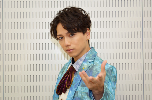インタビュー 映像でも光彩を放つミュージカル俳優 山崎育三郎の覚悟 全身全霊で挑む Cinemacafe Net