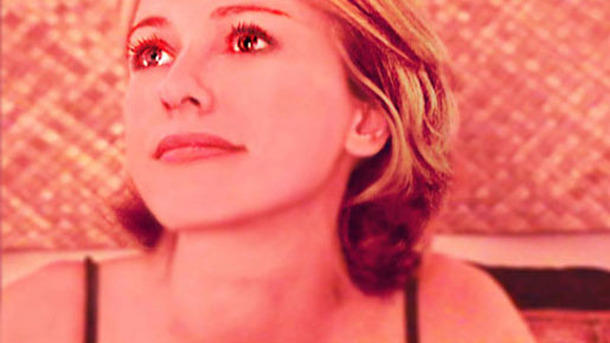 『ナオミ・ワッツ プレイズ エリー・パーカー』　メイン