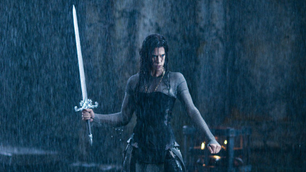 アンダーワールド：ビギンズ