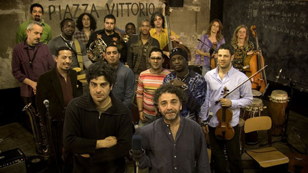 ヴィットリオ広場のオーケストラ