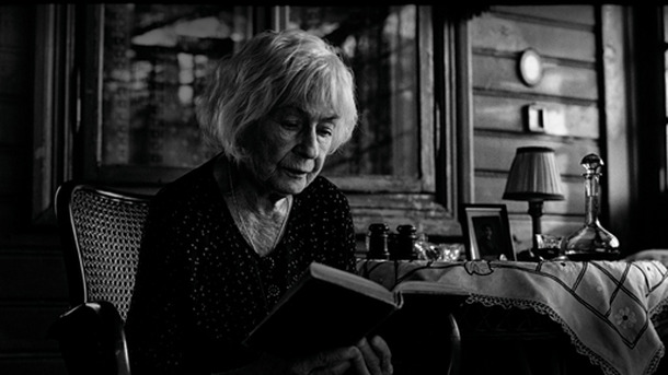 木洩れ日の家で