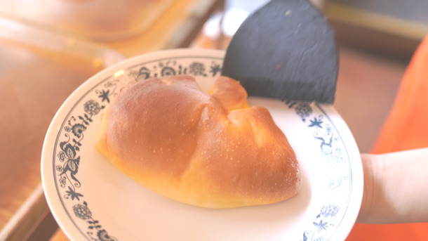 一度食べたら忘れられない！ 行列必至の絶品クリームパン