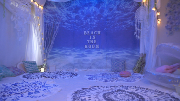 気分はマーメイド！ 隠れ家で秘密のビーチヨガ「Beach in the room 原宿店」