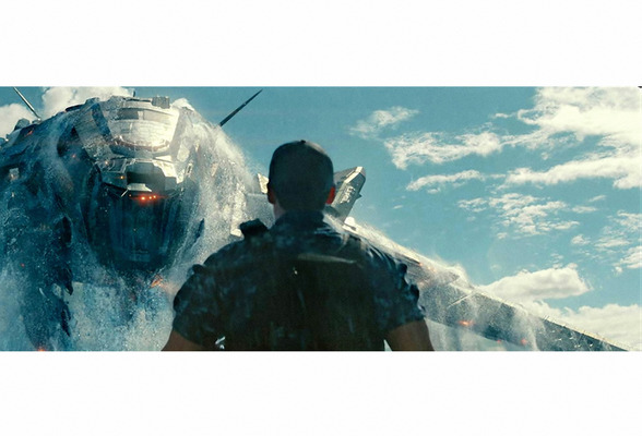 浅野忠信 テイラー キッチュらと謎の巨大物体と戦う バトルシップ 金ロー放送 Cinemacafe Net