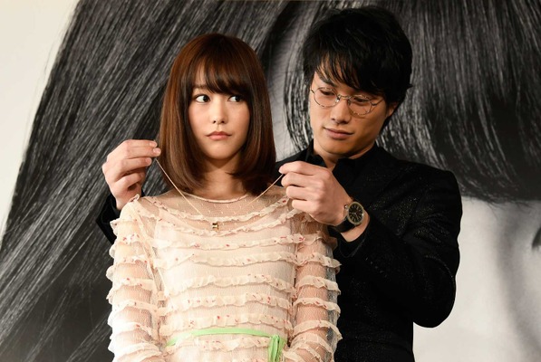 桐谷美玲 鈴木伸之の至近距離に大照れ ドキドキしました Cinemacafe Net