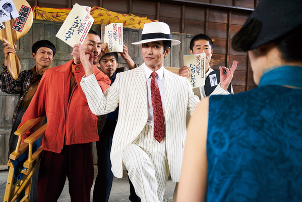 ハンサムガイ 北村一輝の圧巻な佇まい 今夜 ロマンス劇場で 場面写真一挙公開 Cinemacafe Net