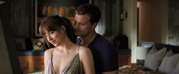 『フィフティ・シェイズ・フリード』　(C)2017 UNIVERSAL STUDIOS