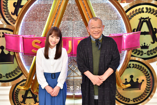 メインＭＣの笑福亭鶴瓶（右）と新サブＭＣの川栄李奈（左）「A-Studio」-(C)TBS