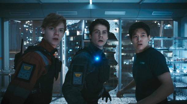 最後は迷路に逆戻り メイズ ランナー 完結編 日本版予告 Cinemacafe Net 最後は迷路に逆戻り メイズ ランナー 完結編 日本版予告 Cinemacafe Net