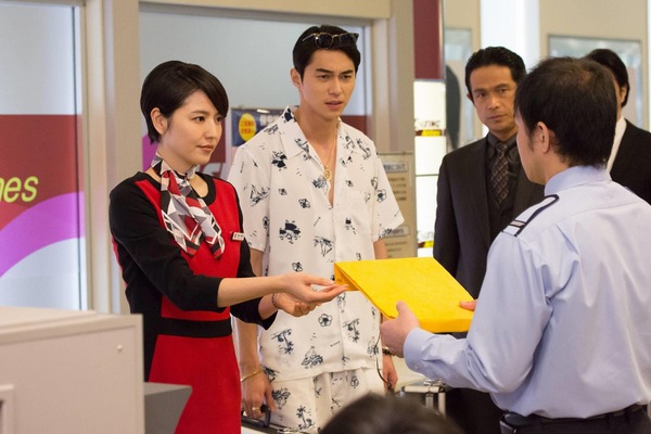 長澤まさみの壮大な 騙し に 規模大きすぎ と視聴者大興奮 コンフィデンスマンjp 第1話 Cinemacafe Net