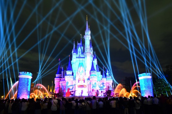 ディズニー 新ナイトショー Celebrate Tokyo Disneyland に感涙の嵐 Cinemacafe Net