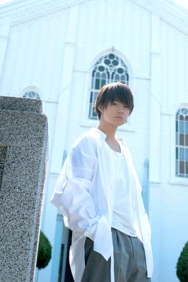 佐野勇斗、初のソロ写真集「1st PHOTO BOOK佐野勇斗」