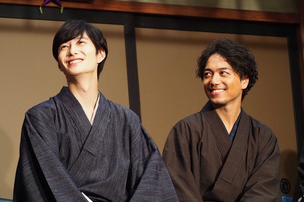 岡田将生 山崎育三郎の自画自賛に爆笑 ミュージカルだとプリンスだけど Cinemacafe Net