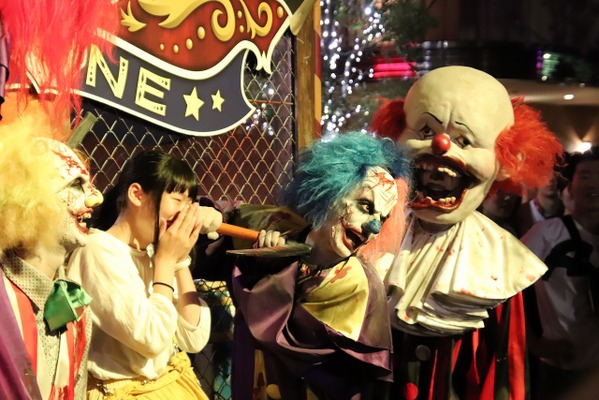 Usj 新ゾンビも続々登場 夜ユニバ絶叫ハロウィンがパワーアップ Cinemacafe Net