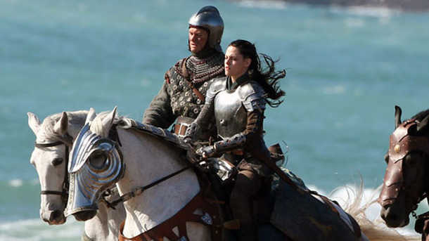 『Snow White and the Huntsman』（原題）撮影中の様子 -(C) Splash/AFLO
