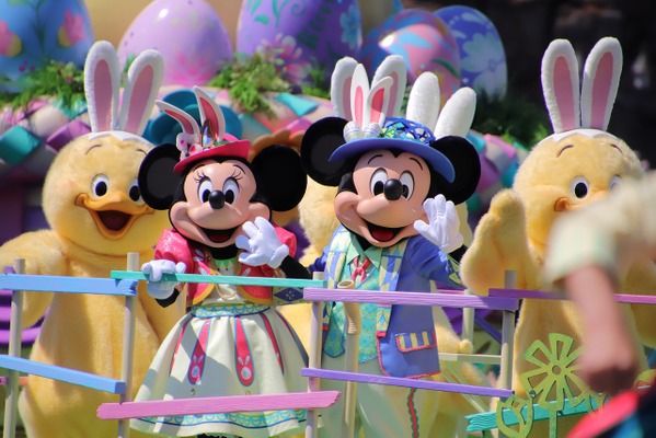 【ディズニー】“うさピヨ”がパークにやってきた!新生イースター盛大に開幕